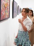 Алена Алиева поделилась кадрами с выставки Анара Гусейнзаде «О» (ФОТО)