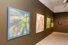 Алена Алиева поделилась кадрами с выставки Анара Гусейнзаде «О» (ФОТО)