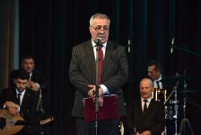 Посвящение Сулейману Рустаму: Мгновение, когда слово превращается в песню (ФОТО)