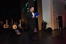 Посвящение Сулейману Рустаму: Мгновение, когда слово превращается в песню (ФОТО)