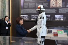 Спикеры парламентов Азербайджана и Кыргызстана обсудили расширение сотрудничества