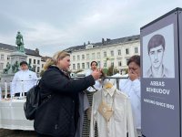 Семьи пропавших без вести азербайджанцев провели акцию протеста перед Европарламентом (ФОТО)