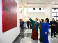 Вице-президент Фонда Гейдара Алиева Лейла Алиева приняла участие в открытии международной выставки искусств MAMA «Мать-природа» в Ашхабаде (ФОТО)