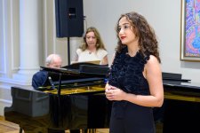 Музыкальное путешествие в Азербайджанском музее искусств с вечной классики (ФОТО)