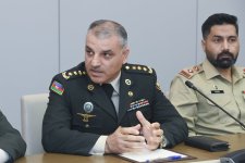 В МИД Азербайджана состоялась встреча со слушателями курса Национального университета обороны (ФОТО)