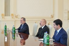 Президент Ильхам Алиев принял министра иностранных дел Индии (ФОТО/ВИДЕО)