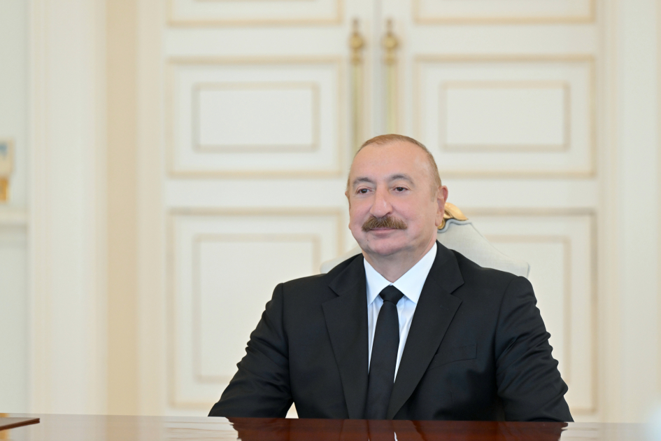 Президент Ильхам Алиев принял министра иностранных дел Индии (ФОТО)
