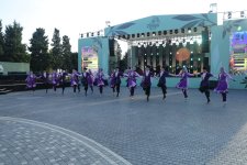 Продолжается второй день Фестиваля оливок в Баку (ФОТО)