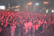 Фестиваль оливок продолжился выступлениями известных артистов (ФОТО)