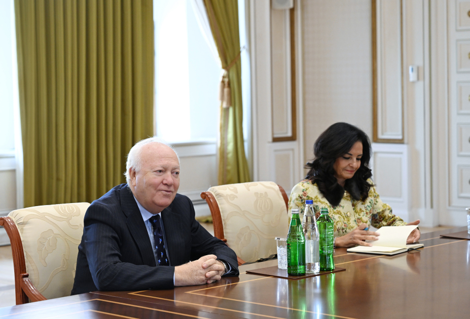 Президент Ильхам Алиев принял высокого представителя по Альянсу цивилизаций ООН (ФОТО/ВИДЕО)