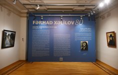 Президент Ильхам Алиев, Первая леди Мехрибан Алиева и члены семьи ознакомились с ретроспективной выставкой под названием "Mənim Abşeronum: Üstə gəl" (ФОТО)