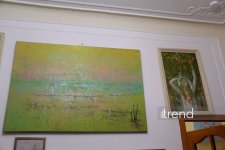 Репортаж из мастерской необычного художника Турала Байрамова: можно не слышать мир, но наполнять его красотой (ФОТО)