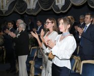 Первый вице-президент Мехрибан Алиева приняла участие в презентации спектакля «Чайка» (ФОТО)