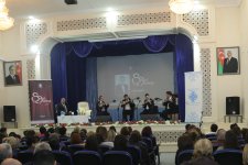 В Хачмазе в рамках проекта "Диалог об искусстве" состоялась встреча с Эльчиным Гашимовым (ФОТО)