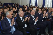 В Хачмазе в рамках проекта "Диалог об искусстве" состоялась встреча с Эльчиным Гашимовым (ФОТО)