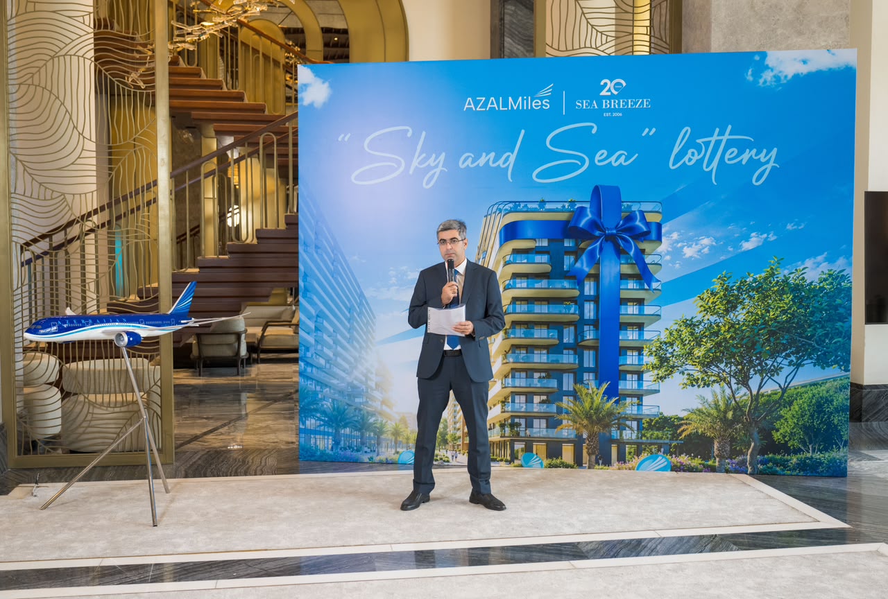 Azerbaijan Airlines и Sea Breeze определили 100 победителей совместной лотереи (ФОТО)