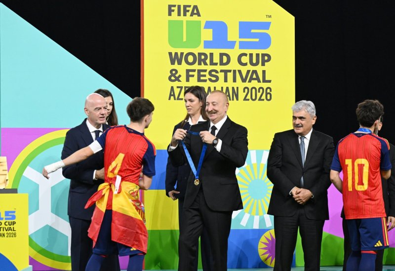 Президент Ильхам Алиев посмотрел финальный матч FIFA U-15 World Cup and Festival, принял участие в церемонии награждения (ФОТО/ВИДЕО)