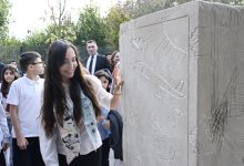 Вице-президент Фонда Гейдара Алиева Лейла Алиева приняла участие в традиционном благотворительном Осеннем фестивале — «Праздник урожая» в Школе AДA (ФОТО)