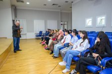 Кто такой современный художник? - разговор в Баку (ФОТО)