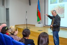 Кто такой современный художник? - разговор в Баку (ФОТО)