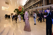 Вице-президент Фонда Гейдара Алиева Лейла Алиева и Алена Алиева приняли участие в официальном открытии Art Weekend (ФОТО)
